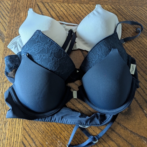 Gilly Hicks Vintage Set Of Three Bras Size 34A